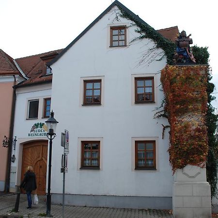 Gasthof Ludl Hotell Groß-Enzersdorf Exteriör bild